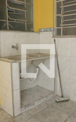 Casa à venda com 110m², 3 quartos e 1 vagaÁrea de Serviço