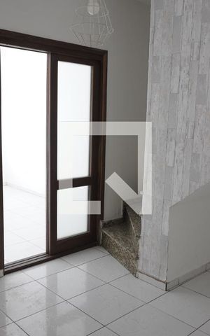 Casa à venda com 110m², 3 quartos e 1 vagaSala