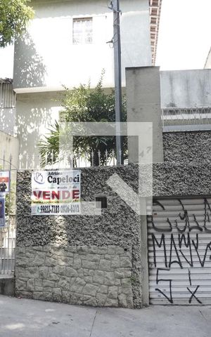 Casa à venda com 110m², 3 quartos e 1 vagaFachada