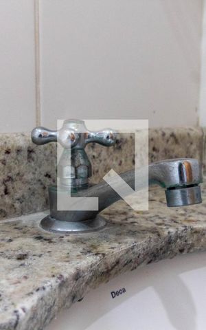 Casa de condomínio à venda com 70m², 2 quartos e 1 vaga Casa de condomínio à venda com 70m², 2 quartos e 1 vagaBanheiro - torneira