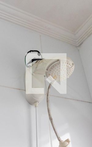 Casa de condomínio à venda com 70m², 2 quartos e 1 vaga Casa de condomínio à venda com 70m², 2 quartos e 1 vagaBanheiro da Suíte 2