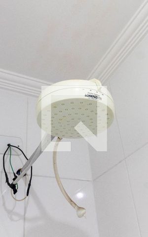 Casa de condomínio à venda com 70m², 2 quartos e 1 vaga Casa de condomínio à venda com 70m², 2 quartos e 1 vagaBanheiro da Suíte 1
