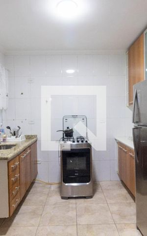 Casa de condomínio à venda com 70m², 2 quartos e 1 vaga Casa de condomínio à venda com 70m², 2 quartos e 1 vagaCozinha