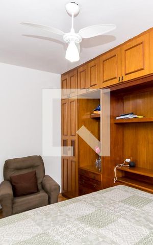 Apartamento à venda com 270m², 3 quartos e 2 vagas Apartamento à venda com 270m², 3 quartos e 2 vagasQuarto 1
