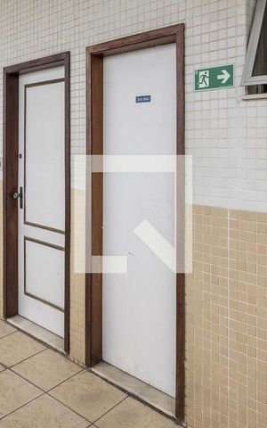 Apartamento à venda com 270m², 3 quartos e 2 vagas Apartamento à venda com 270m², 3 quartos e 2 vagasÁrea comum - Sauna