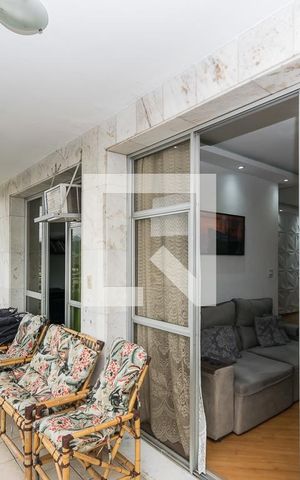 Apartamento à venda com 270m², 3 quartos e 2 vagas Apartamento à venda com 270m², 3 quartos e 2 vagasVaranda da Sala