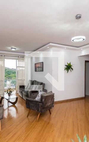 Apartamento à venda com 270m², 3 quartos e 2 vagas Apartamento à venda com 270m², 3 quartos e 2 vagasSala