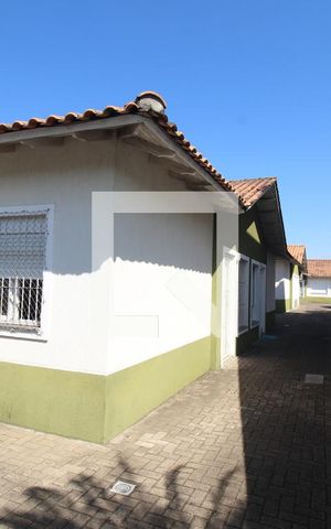 Casa de condomínio à venda com 60m², 2 quartos e 1 vagaÁrea comum