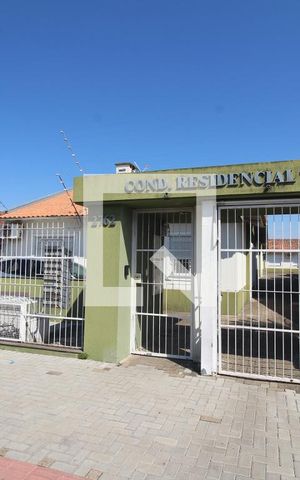 Casa de condomínio à venda com 60m², 2 quartos e 1 vagaFachada