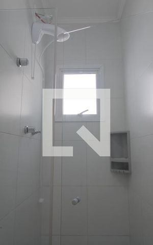 Casa de condomínio à venda com 60m², 2 quartos e 1 vagaBanheiro