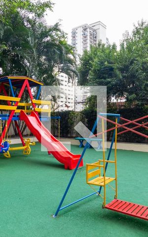 Apartamento à venda com 131m², 3 quartos e 2 vagasÁrea comum - Playground