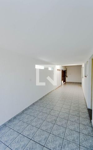 Casa à venda com 130m², 2 quartos e 2 vagas Casa à venda com 130m², 2 quartos e 2 vagasQuintal