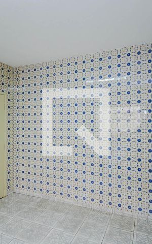 Casa à venda com 130m², 2 quartos e 2 vagas Casa à venda com 130m², 2 quartos e 2 vagasCozinha