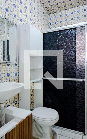 Casa à venda com 130m², 2 quartos e 2 vagas Casa à venda com 130m², 2 quartos e 2 vagasBanheiro