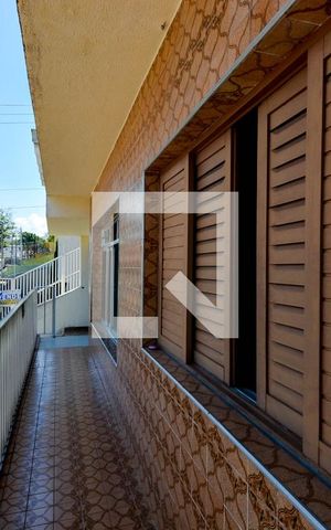 Casa à venda com 130m², 2 quartos e 2 vagas Casa à venda com 130m², 2 quartos e 2 vagasVaranda