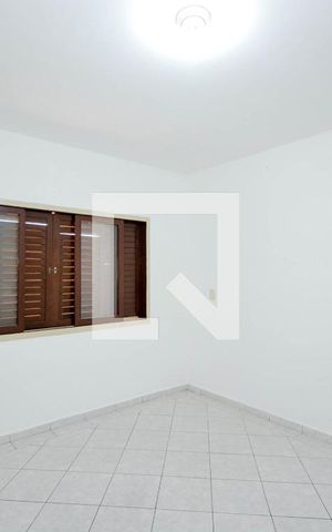 Casa à venda com 130m², 2 quartos e 2 vagas Casa à venda com 130m², 2 quartos e 2 vagasQuarto 1