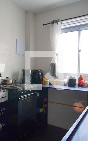 Apartamento à venda com 44m², 2 quartos e 1 vaga Apartamento à venda com 44m², 2 quartos e 1 vagaCozinha