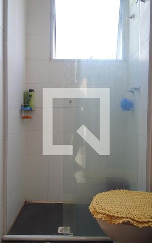 Apartamento à venda com 44m², 2 quartos e 1 vaga Apartamento à venda com 44m², 2 quartos e 1 vagaBanheiro