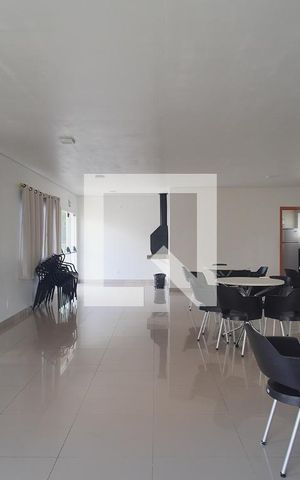 Apartamento à venda com 44m², 2 quartos e 1 vaga Apartamento à venda com 44m², 2 quartos e 1 vagaÁrea comum - Salão de festas