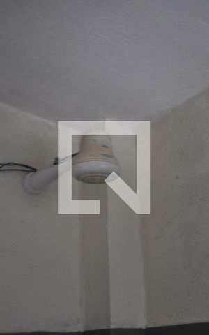 Casa para alugar com 120m², 2 quartos e 1 vagaBanheiro
