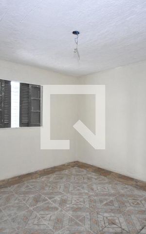 Casa para alugar com 120m², 2 quartos e 1 vagaQuarto 1