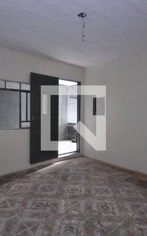 Casa para alugar com 120m², 2 quartos e 1 vagaSala