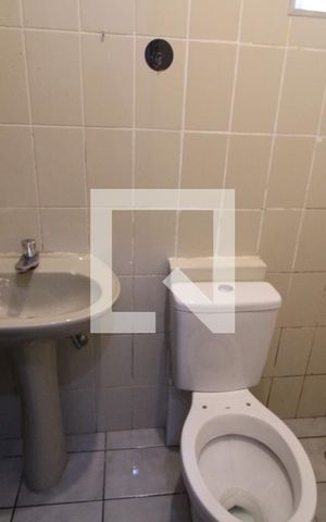 Casa para alugar com 32m², 1 quarto e sem vagaBanheiro
