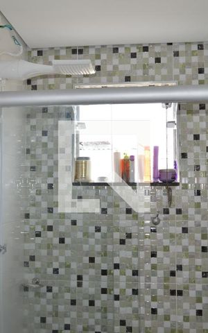 Apartamento para alugar com 65m², 2 quartos e 1 vagaBanheiro