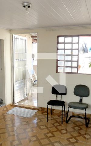 Casa à venda com 216m², 6 quartos e 2 vagasÁrea de Serviço