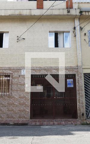 Casa à venda com 216m², 6 quartos e 2 vagasFachada Casa 1