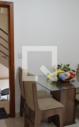 Apartamento para alugar com 67m², 2 quartos e sem vagaSala