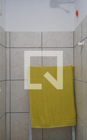 Casa à venda com 160m², 6 quartos e sem vaga Casa à venda com 160m², 6 quartos e sem vagaBanheiro 3