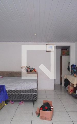Casa à venda com 160m², 6 quartos e sem vaga Casa à venda com 160m², 6 quartos e sem vagaSala/Cozinha
