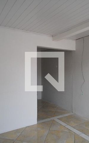 Casa à venda com 160m², 6 quartos e sem vaga Casa à venda com 160m², 6 quartos e sem vagaSala/Cozinha
