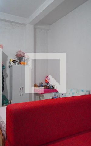 Casa à venda com 160m², 6 quartos e sem vaga Casa à venda com 160m², 6 quartos e sem vagaSala/Cozinha