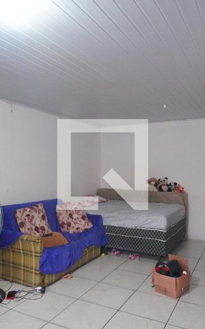 Casa à venda com 160m², 6 quartos e sem vaga Casa à venda com 160m², 6 quartos e sem vagaSala/Cozinha