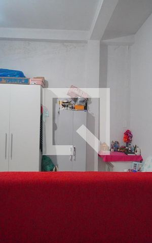 Casa à venda com 160m², 6 quartos e sem vaga Casa à venda com 160m², 6 quartos e sem vagaSala/Cozinha