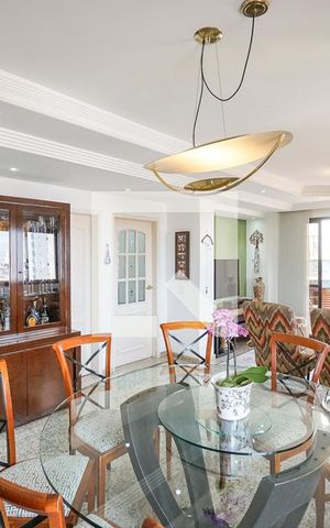 Apartamento à venda com 158m², 3 quartos e 3 vagas Apartamento à venda com 158m², 3 quartos e 3 vagasSala