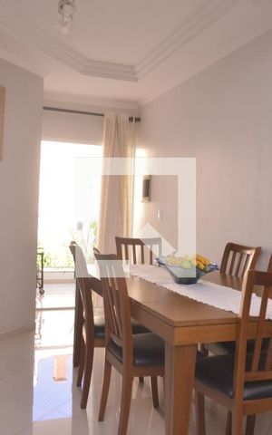 Apartamento à venda com 80m², 3 quartos e 2 vagasSala