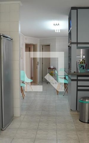 Casa para alugar com 278m², 3 quartos e 3 vagasCozinha