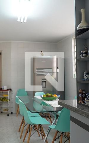 Casa para alugar com 278m², 3 quartos e 3 vagasCozinha