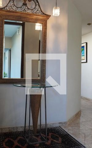Casa para alugar com 278m², 3 quartos e 3 vagasEntrada
