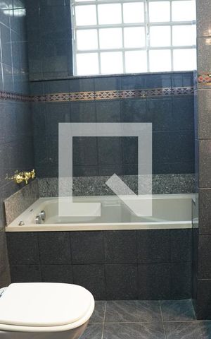 Casa para alugar com 278m², 3 quartos e 3 vagasBanheiro Suite 3