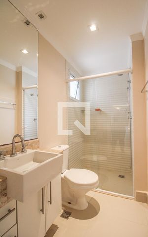 Apartamento para alugar com 98m², 2 quartos e 2 vagas Apartamento para alugar com 98m², 2 quartos e 2 vagasBanheiro Quarto 2