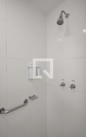 Studio à venda com 37m², 1 quarto e 1 vaga Studio à venda com 37m², 1 quarto e 1 vagaBanheiro da Suíte
