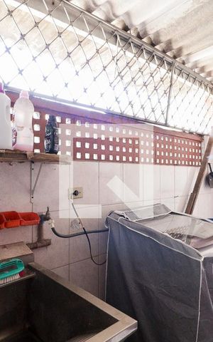 Casa à venda com 238m², 2 quartos e 2 vagasÁrea de Serviço