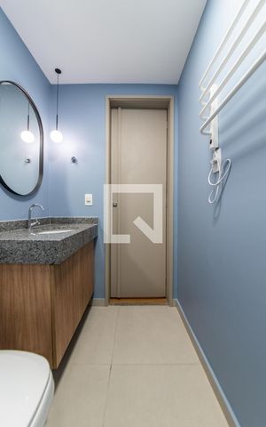 Studio para alugar com 25m², 1 quarto e sem vaga Studio para alugar com 25m², 1 quarto e sem vagaBanheiro
