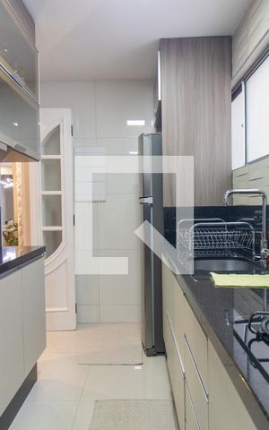 Apartamento para alugar com 70m², 3 quartos e 1 vagaCozinha e Área de Serviço