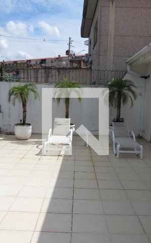 Casa à venda com 350m², 5 quartos e 5 vagasVaranda