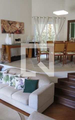 Casa à venda com 350m², 5 quartos e 5 vagasSala de Jantar